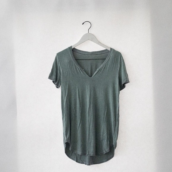 Top - Picture 1 of 2